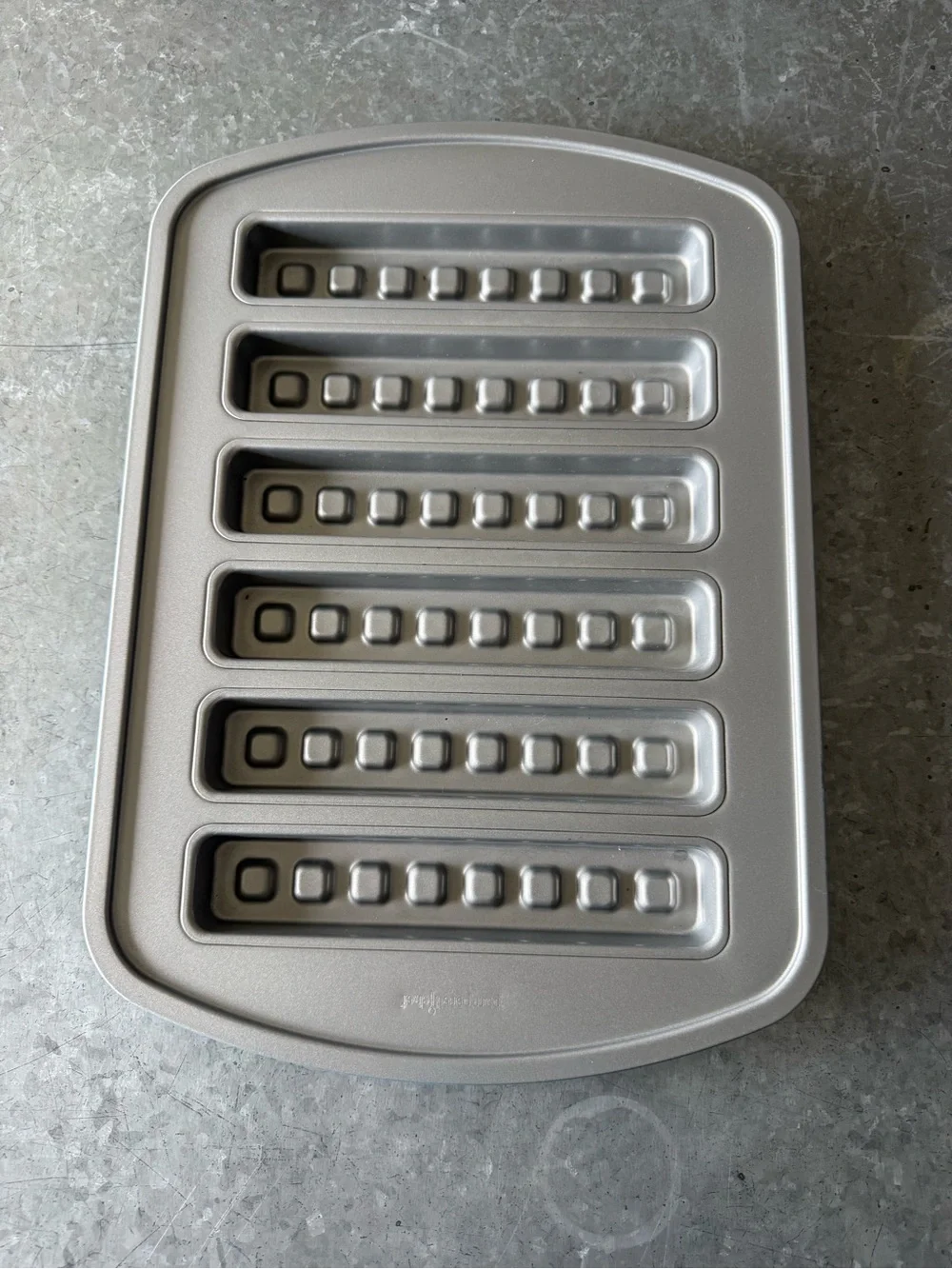 Pampered Chef Breadstick & Brownie Bar Pan 6 Cavity Nonstick Bakeware Retired